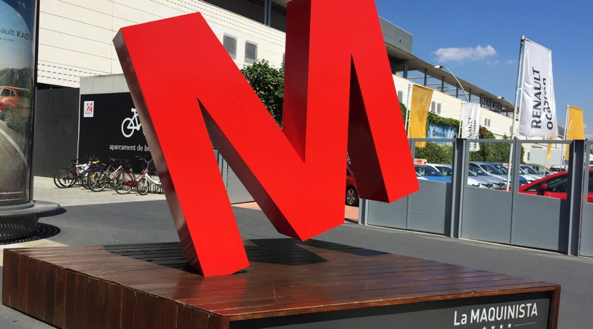 Señalización metálica personalizada para comercios (1)